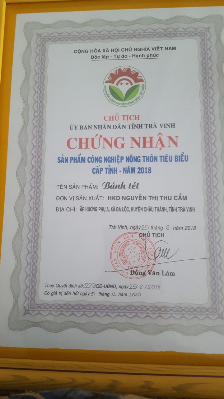 Bánh tét cô hường